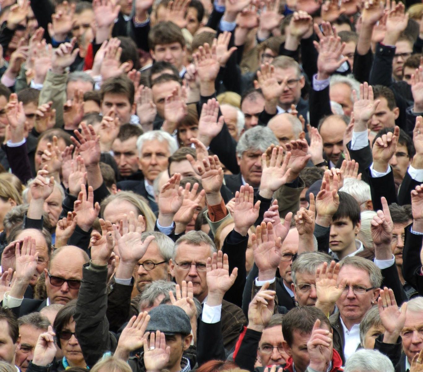 liberteexpression.ch_contact_01.1366x2048jpg